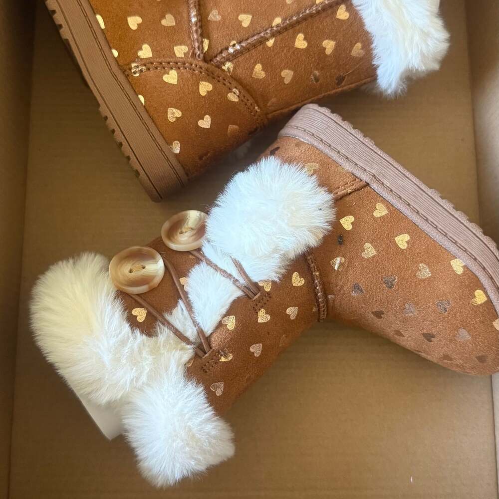 JUMPING BEANS Toddler Girls Heart Chest Nut Side Button Faux Fur Boots